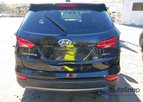 2016 Hyundai Santa Fe Sport 2.4L z USA, uszkodzony, nr VIN 5XYZT3LB1GG359102